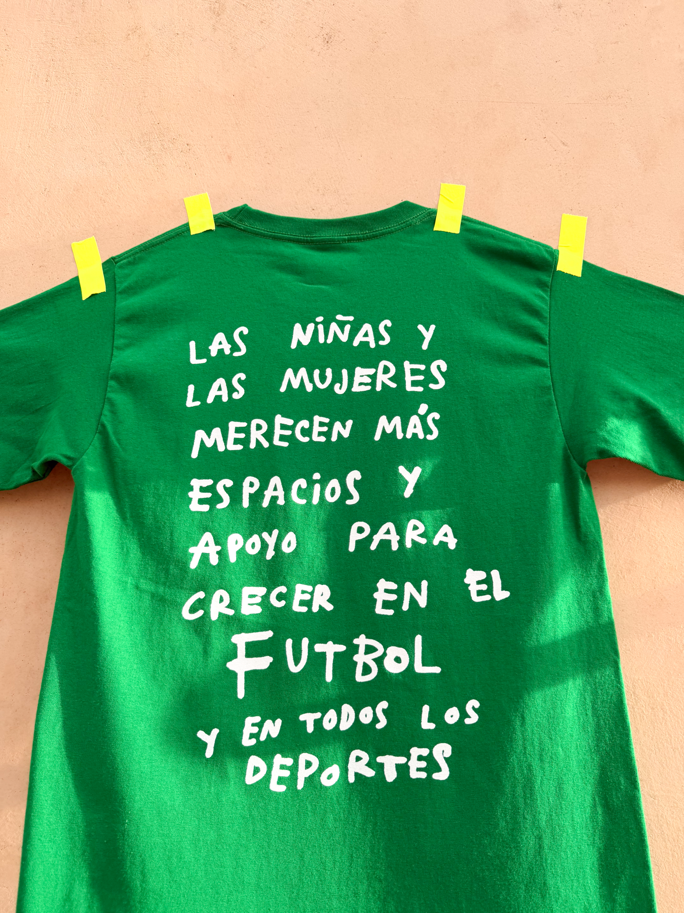 El futbol sí es para mujeres, t shirt verde