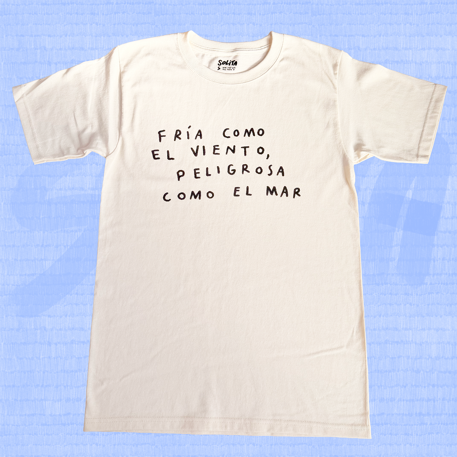 fría como el viento, playera arena