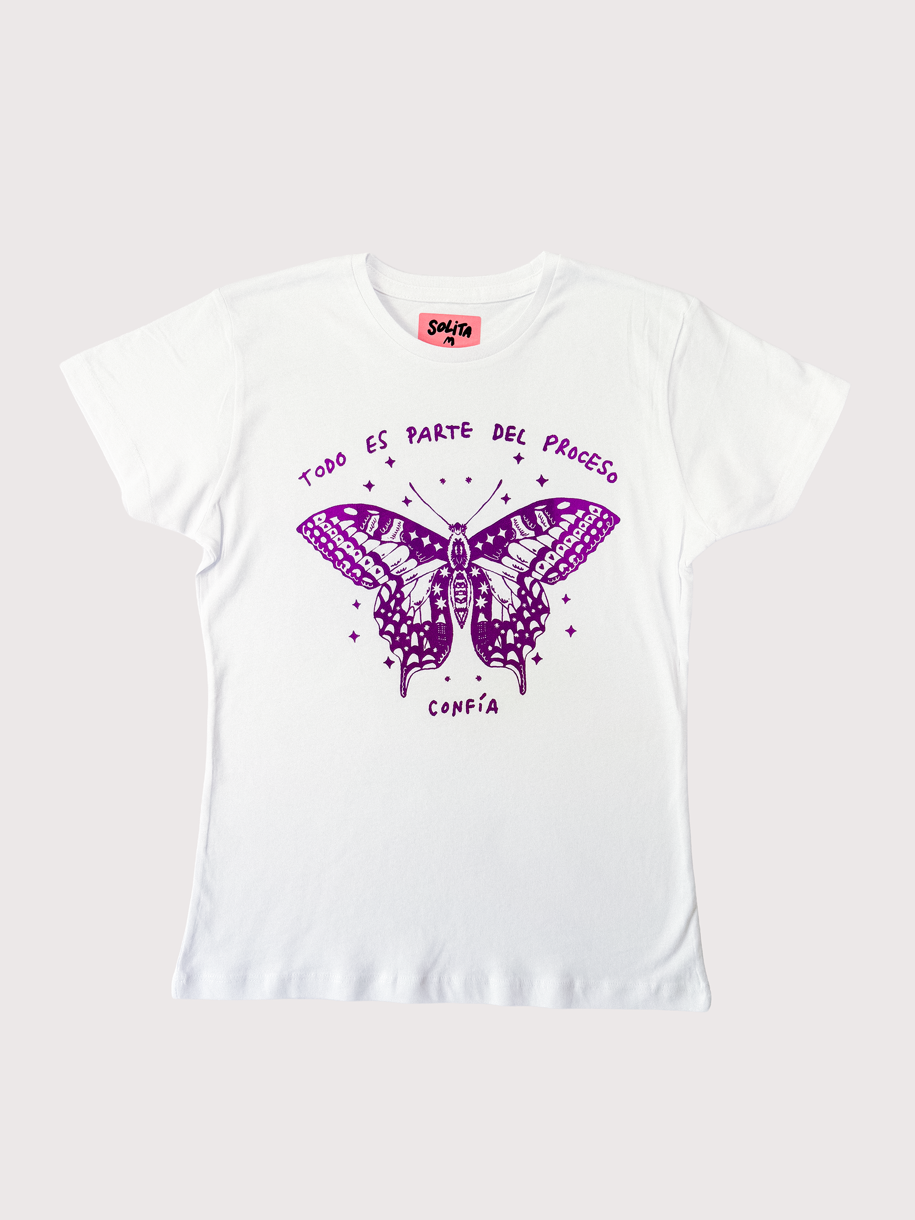 Confia, Baby Tee blanca