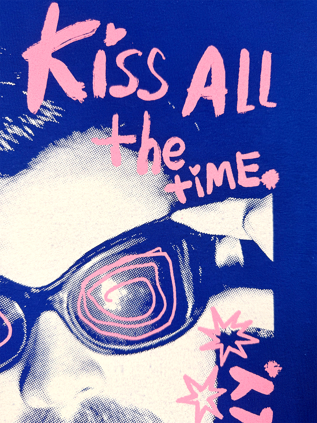 Kiss all the time, T shirt azul