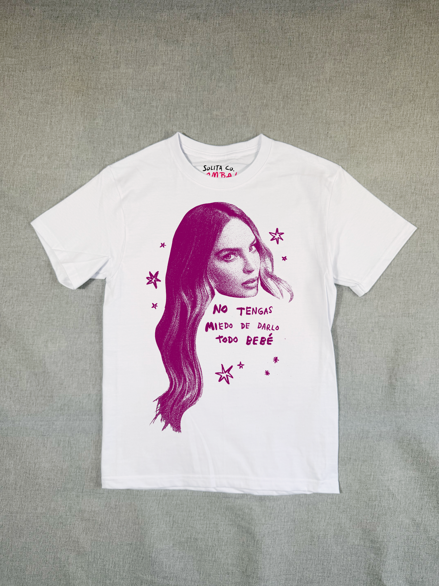 Beli, t shirt blanca