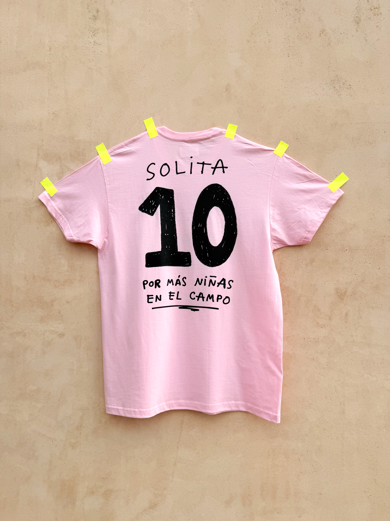 Juega como niña, t shirt rosa